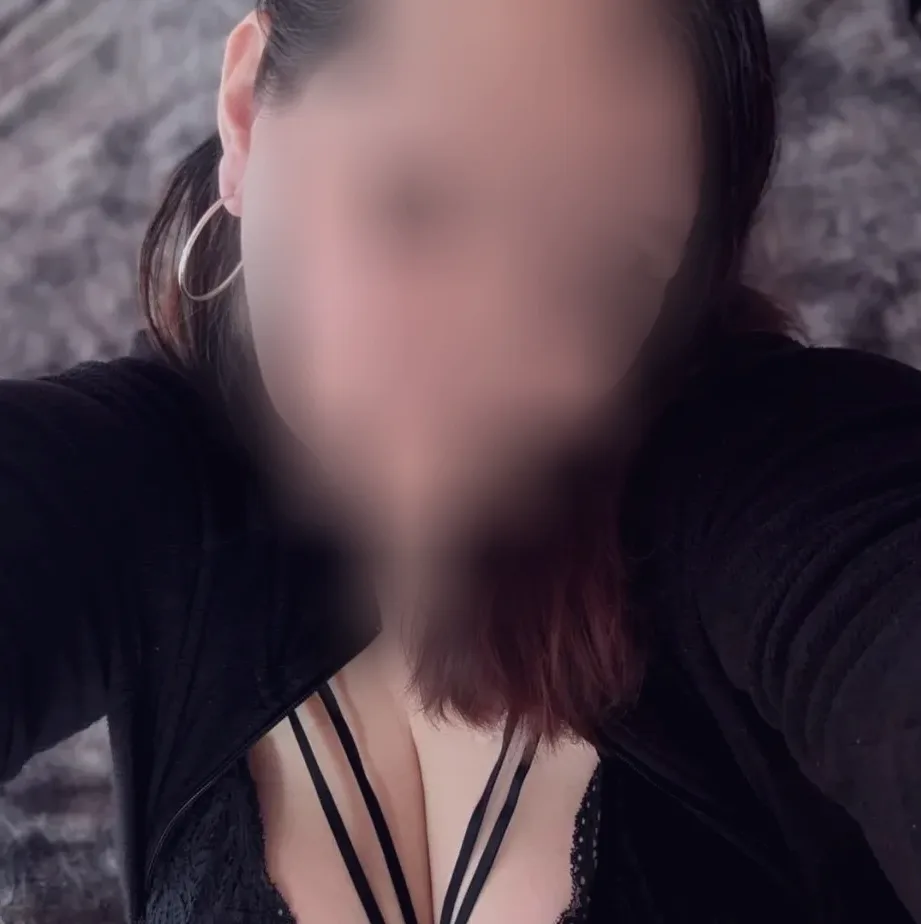Courtney, 39