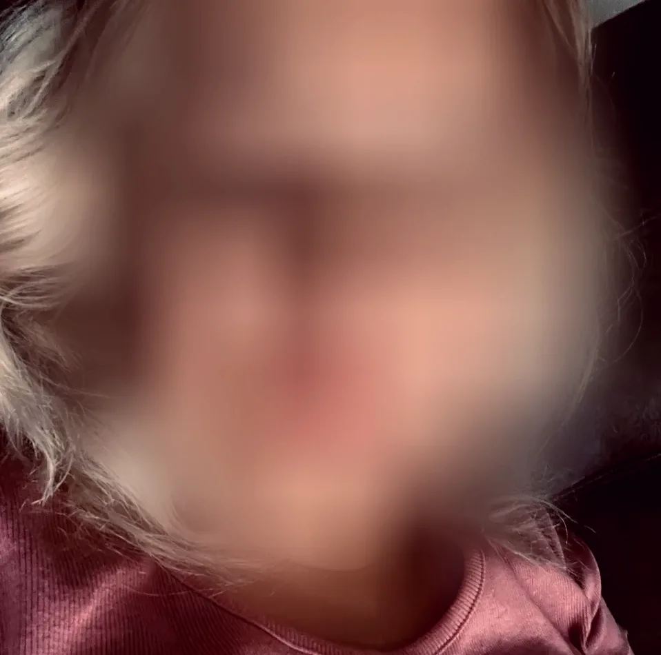 Lily, 29