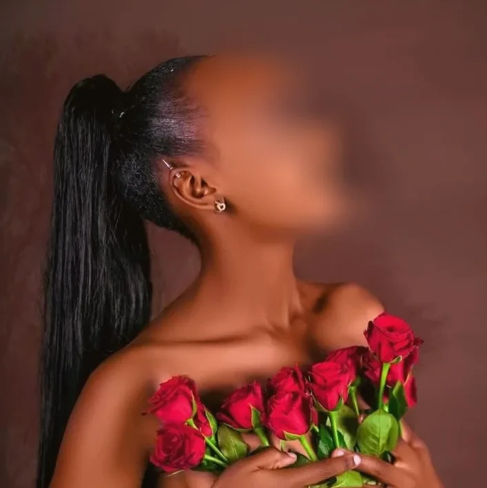 Molly, 23